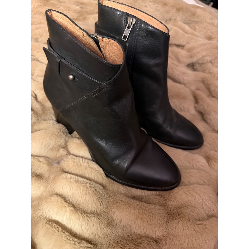 Madewell Black Leather Block Heel Ankle Boots AA190 Pointed Toe Zip Booties 8.5